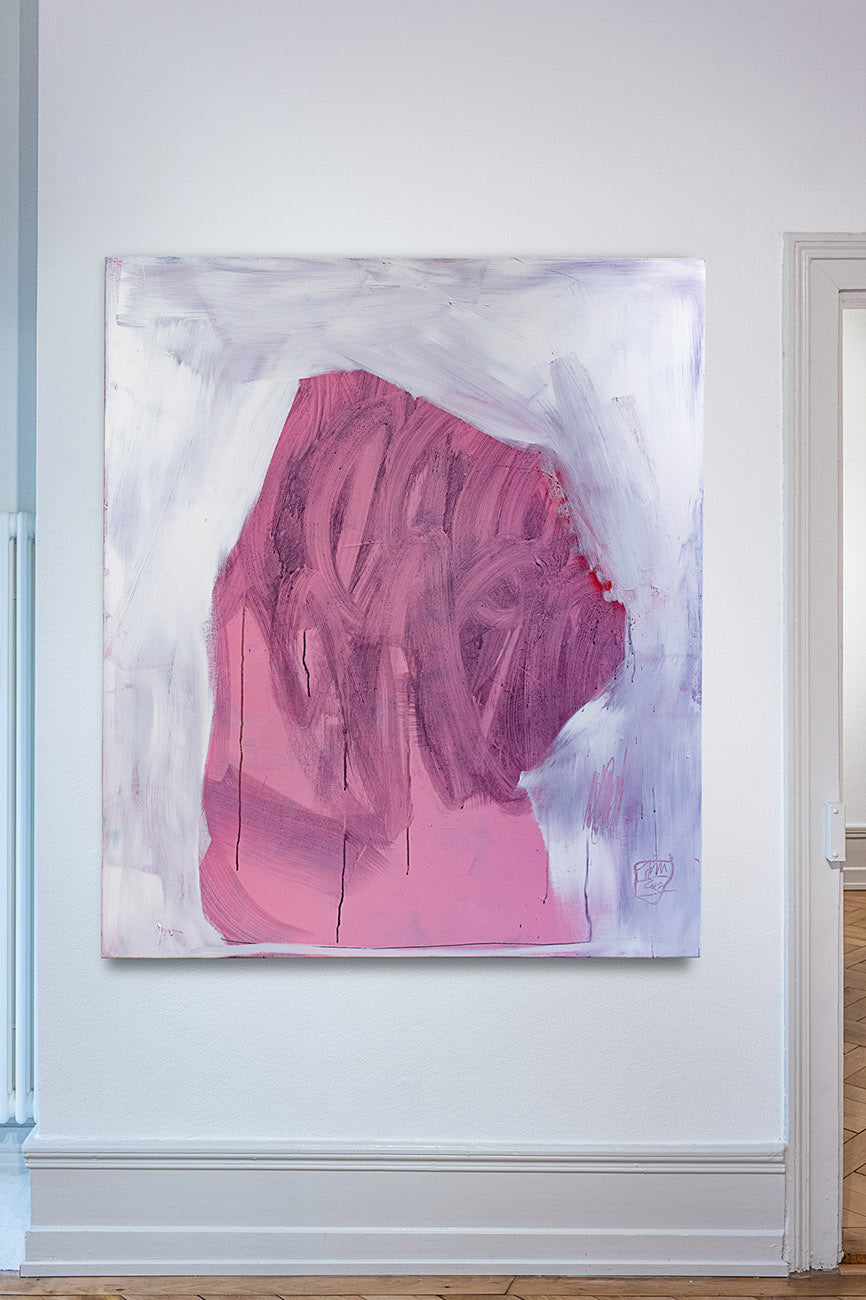 Gemälde an wand hängend mit rosa farbebner Fläche auf weissem Hintergrund, den weibliche Berg thematisierend. Online erhältlich