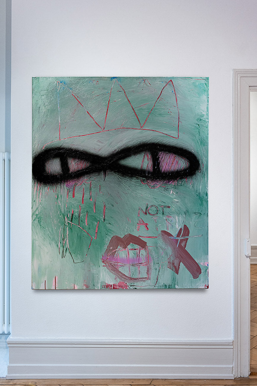 Gemälde mit abstrahiertem Strichgesicht einer Prinzessin mit Krone, an Wand hängend. Das Kunstwerk ist online erhältlich
